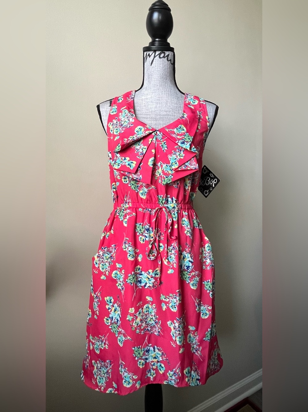 BNWT BeBop pink floral print bow midi dress size M